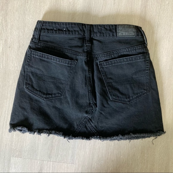 Black denim skirt - Picture 2 of 2